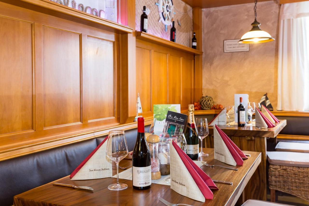גיינברג Zum Kleinen Italiener - Ristorante Pizzeria Pension מראה חיצוני תמונה